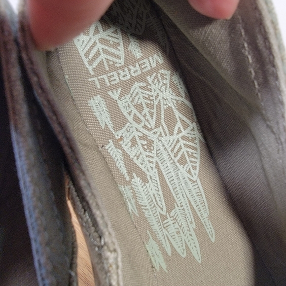 Merrell Tan and Blue Loafers - Picture 13 of 16